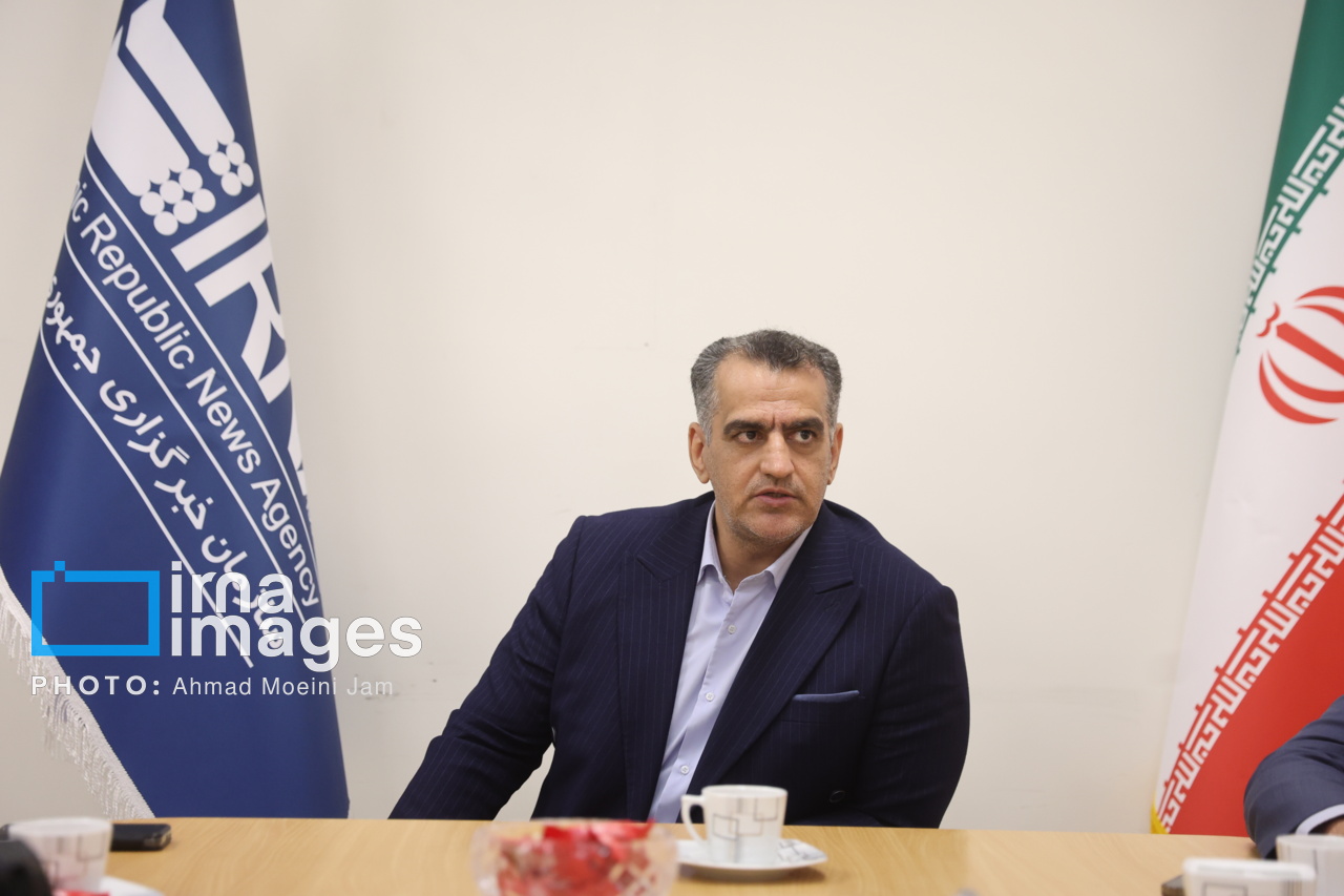 در مصاحبه چگینی با ایرنا مطرح شد؛ چگینی: برگزاری جشنواره ورزش‌های رزمی را در برنامه داریم/ ورزشکاران پای نظام ایستاده‌اند