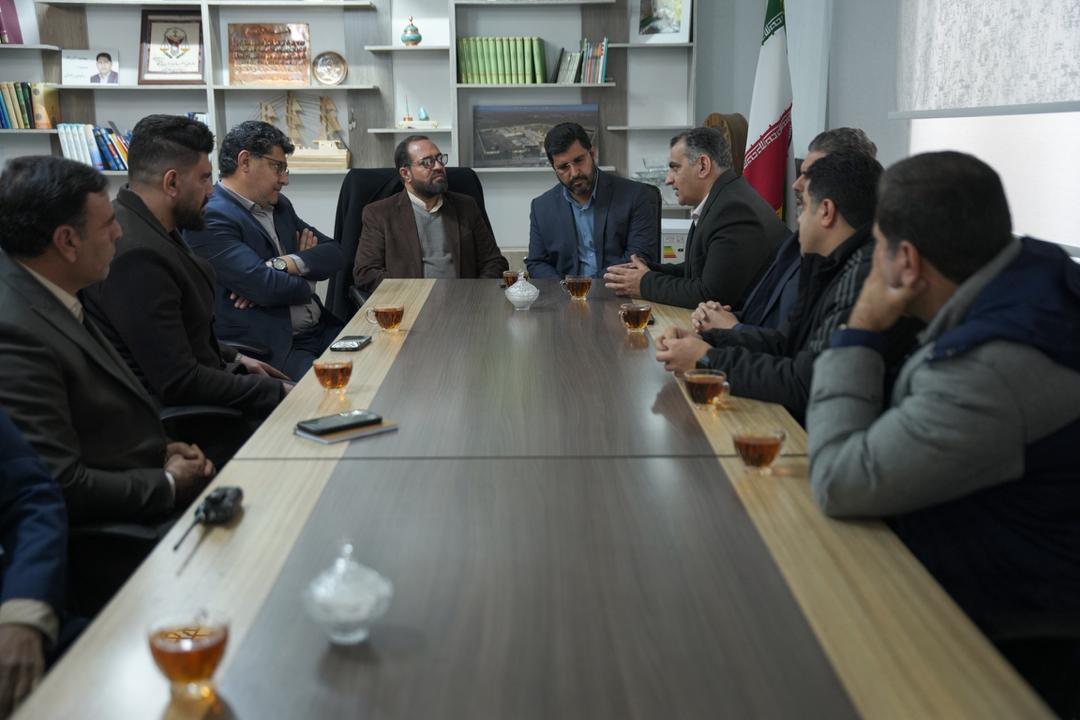 آزادسازی زندانیان جرایم غیرعمد با اهدای بخشی از جوایز مسابقات بهترین بهترین های کیک بوکسینگ ایران