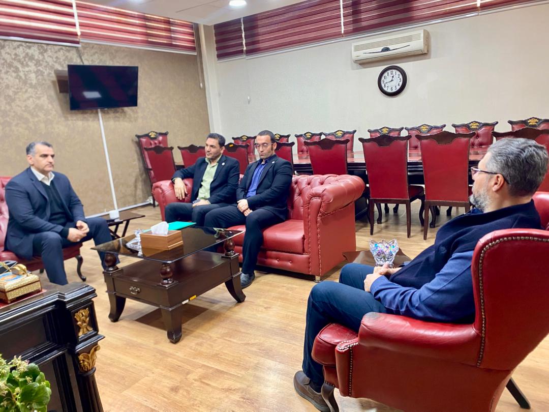 نشست مسئولین صندوق حمایت از قهرمانان و پیشکسوتان و فدراسیون ورزشهای رزمی