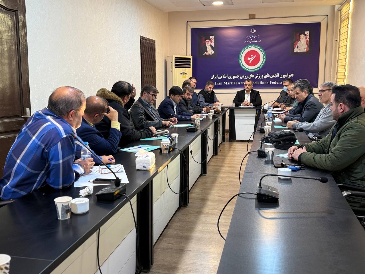 برگزاری نشست مسئولان فدراسیون رزمی با رؤسای سبک‌ها